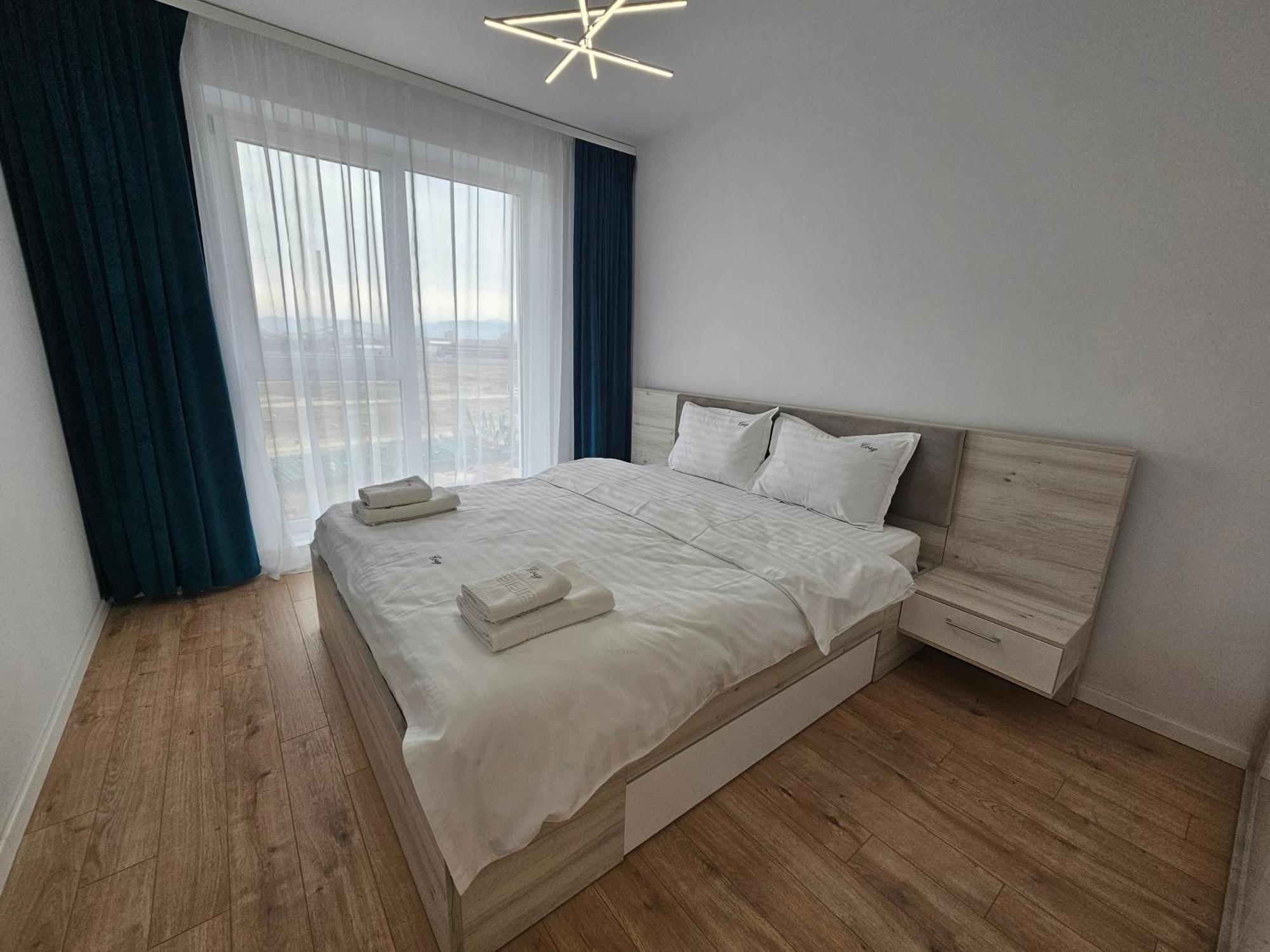 Deluxe Cozy Apartments - Coresi Mall #ブラショフ エクステリア 写真