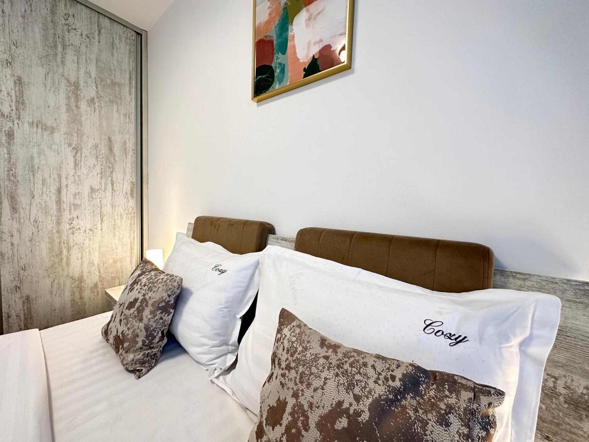 Deluxe Cozy Apartments - Coresi Mall #ブラショフ エクステリア 写真